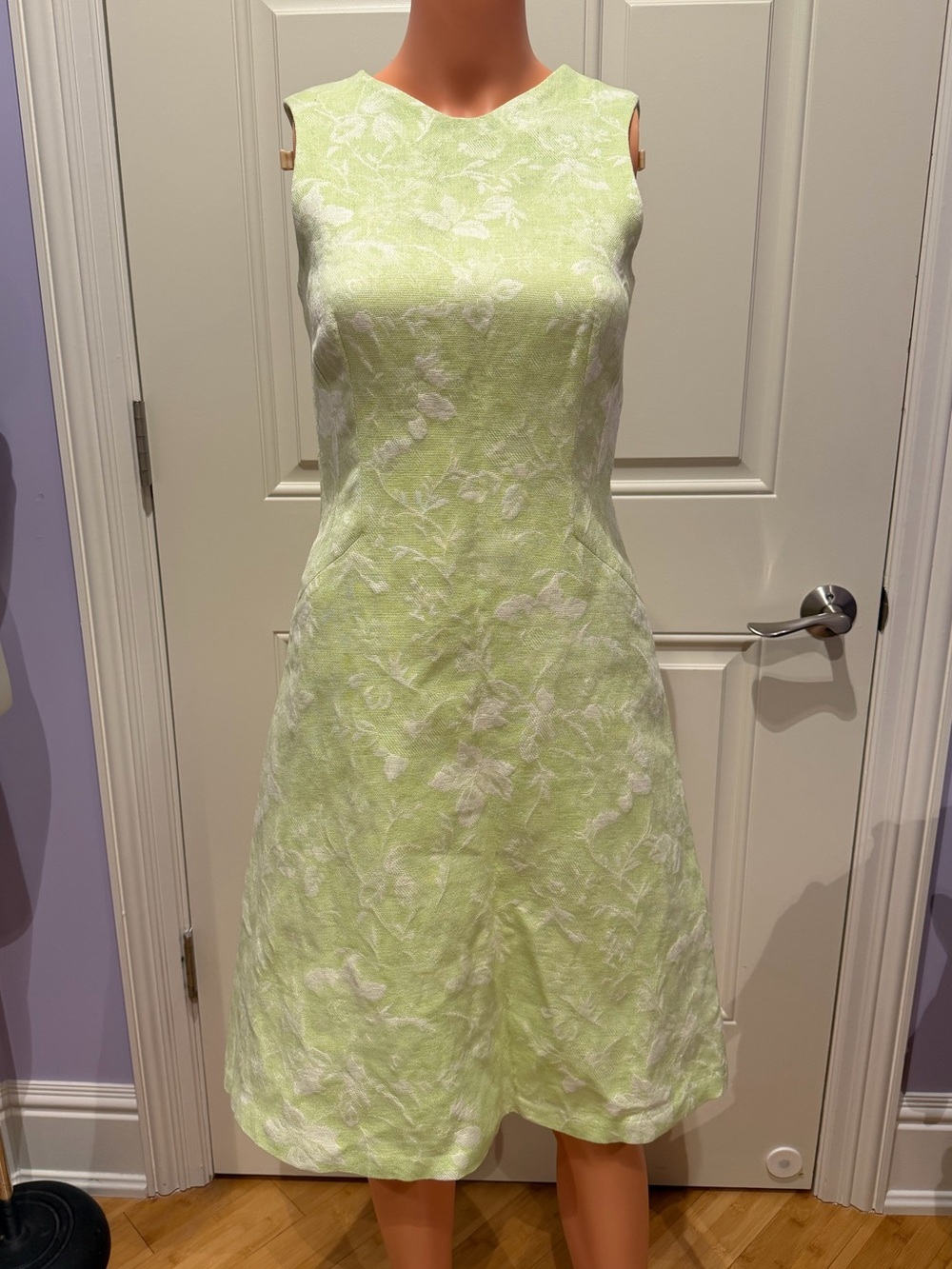 Barney’s New York Elegant Green Sheath Dress